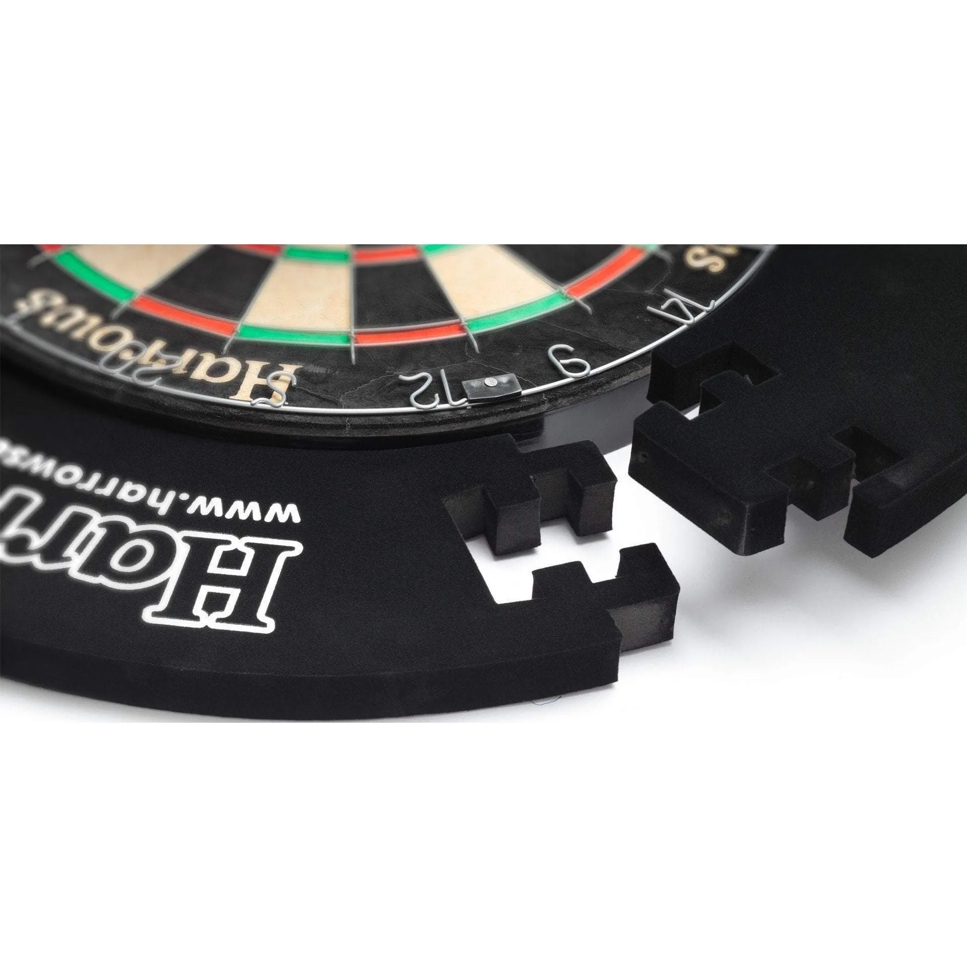 G5109      ~ HARROWS DARTBOARD SURR BLK